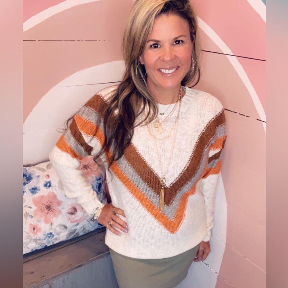Boutique Brand Beige Chevron Striped Drop Shoulder Sweater 💗